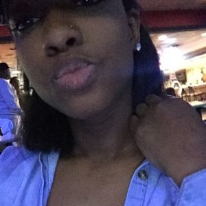 Meet your Posher, Tiara